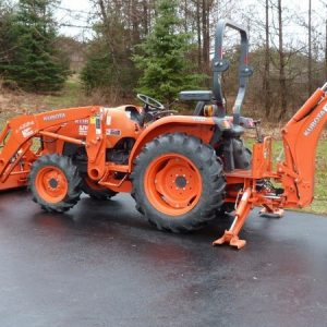 2012 Kubota L3800DT Tractor with LA524 Front Loader, BH 77 Backhoe w Thumb