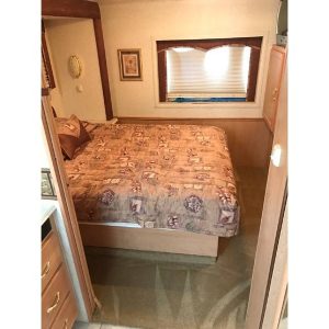 2004 National DOLPHIN 5375