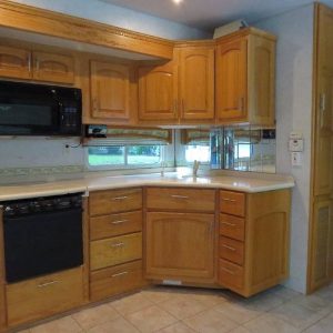 2002 Teton 33′ SUNRISE EXPERIENCE