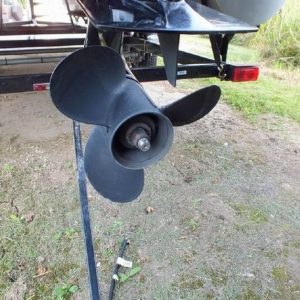 2012 Sun Tracker Fishin’ Barge 24 DLX