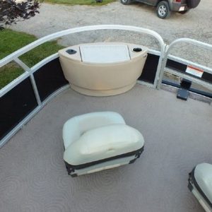 2012 Sun Tracker Fishin’ Barge 24 DLX