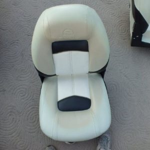 2012 Sun Tracker Fishin’ Barge 24 DLX