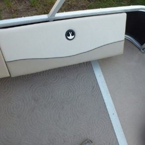 2012 Sun Tracker Fishin’ Barge 24 DLX