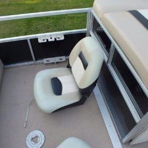 2012 Sun Tracker Fishin’ Barge 24 DLX