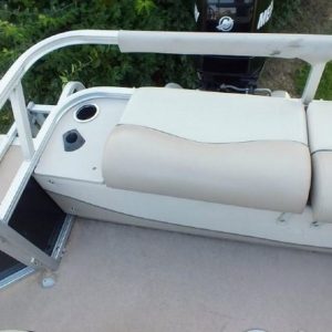 2012 Sun Tracker Fishin’ Barge 24 DLX