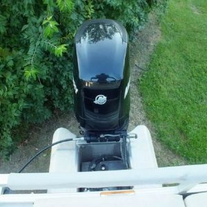 2012 Sun Tracker Fishin’ Barge 24 DLX