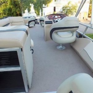 2012 Sun Tracker Fishin’ Barge 24 DLX