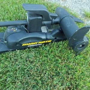 2012 Sun Tracker Fishin’ Barge 24 DLX