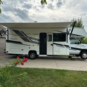 2022 Coachmen FREELANDER 26DS – FORD 450