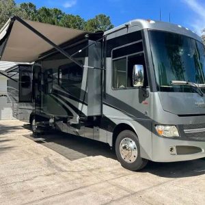 2013 Winnebago ADVENTURER 37F