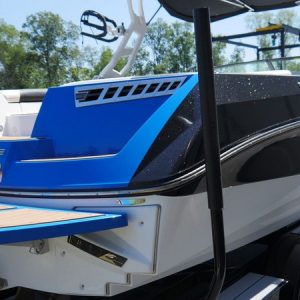 2019 Nautique 210
