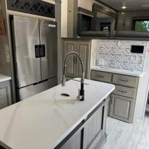 2024 Keystone ALPINE 3700FL