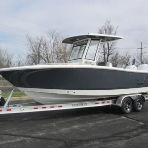 2024 Robalo R250 Center Console