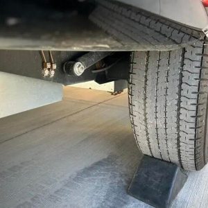 2024 Airstream GLOBETROTTER 27FB TWIN