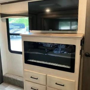 2024 Crossroads Cameo CE3961MB