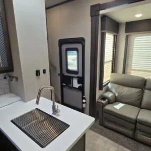 2021 Grand Design MOMENTUM G-CLASS 320G