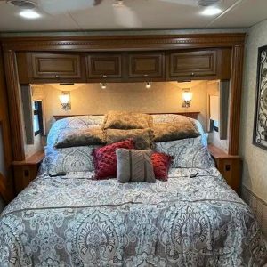 2011 Winnebago ELLIPSE 42QD