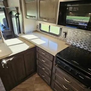 2019 Winnebago FORZA 34T
