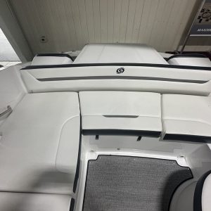 2024 Hurricane SunDeck Sport 205 IO