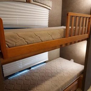 2017 Thor Motor Coach PALAZZO 33 3