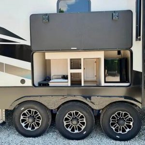 2022 Heartland Cyclone 4005