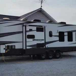 2018 Grand Design MOMENTUM M-CLASS 381M