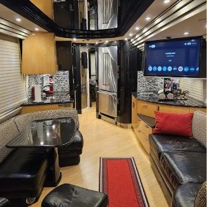 2008 Prevost XLII 45