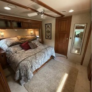 2011 Winnebago ELLIPSE 42QD