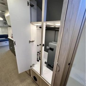 2022 Airstream Globetrotter 30RB TWIN