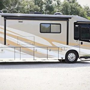 2011 Winnebago ELLIPSE 42QD