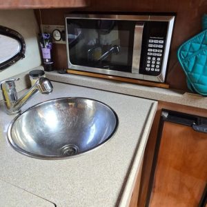 2003 Regal Commodore 4260