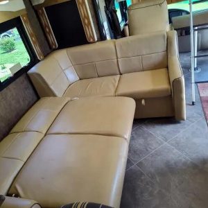 2015 Fleetwood Excursion 35B