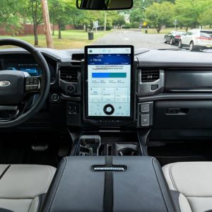 2022 Ford F-150 Lightning Platinum