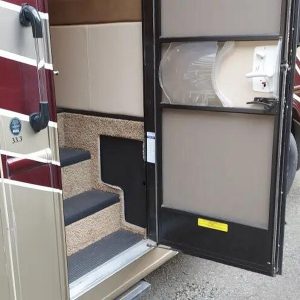 2017 Thor Motor Coach PALAZZO 33 3