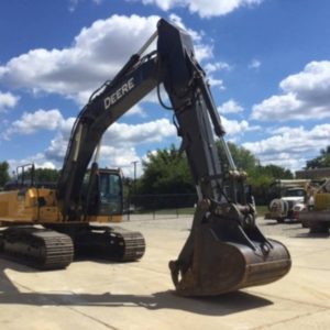 2019 John Deere Excavators 350G LC