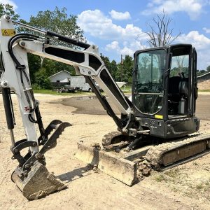 2022 BOBCAT Excavators E35