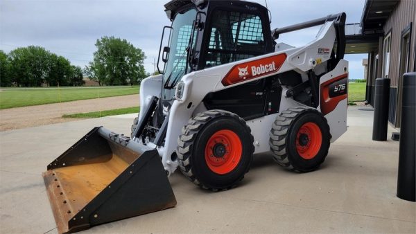 2021 BOBCAT Skid Steers S76