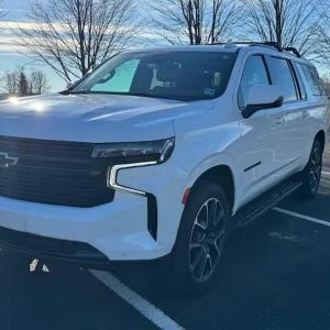 2024 Chevrolet Suburban RST 4WD
