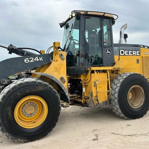 2014 DEERE Loaders 624K