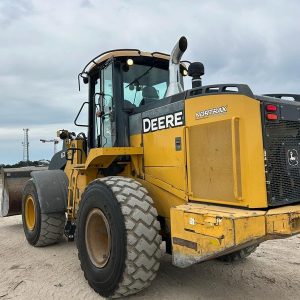 2014 DEERE Loaders 624K