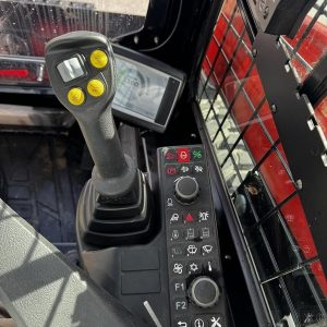 2025 MANITOU Skid Steers 2750V