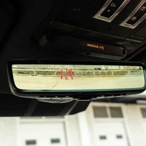 2025 Land Rover Defender 130 V8